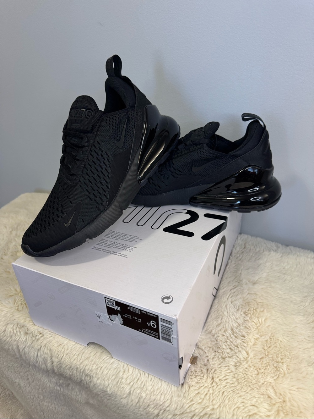 Nike Women’s Air Max 270